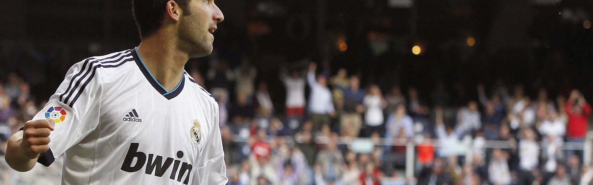 意甲焦点战，博洛尼亚主场3球完胜乌迪内斯，波贝加双响闪耀，贝尔纳代斯基锁定胜局