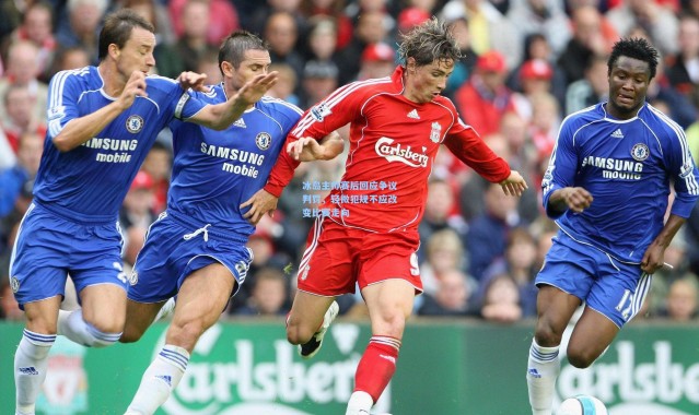 冰岛主帅赛后回应争议判罚，轻微犯规不应改变比赛走向